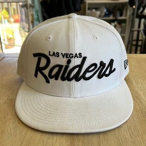 New Era Las Vegas Raiders Hat - Size 7-3/8 New